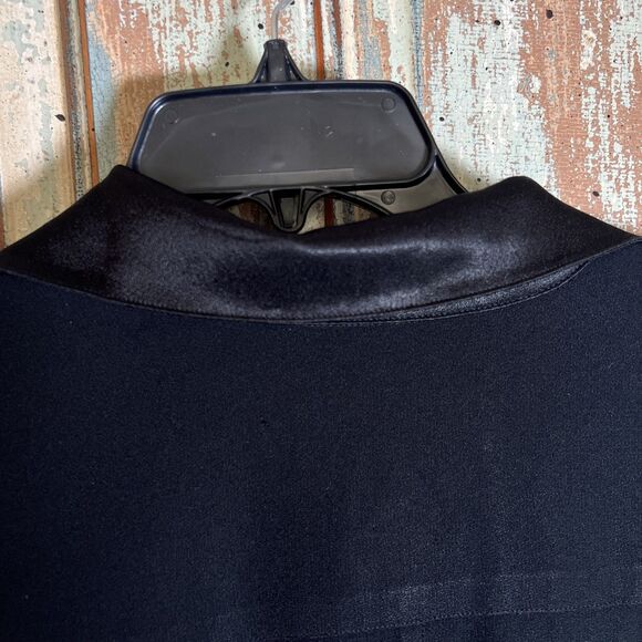 DANA BUCHMAN Button Down Black Dress Size 12 Satin Like Collar Cuffs Bottom Hem - Picture 10 of 14